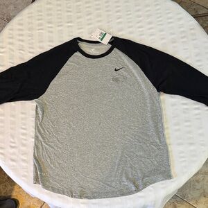 Nike Men's Gray and Black Henley Sleeve Shirt